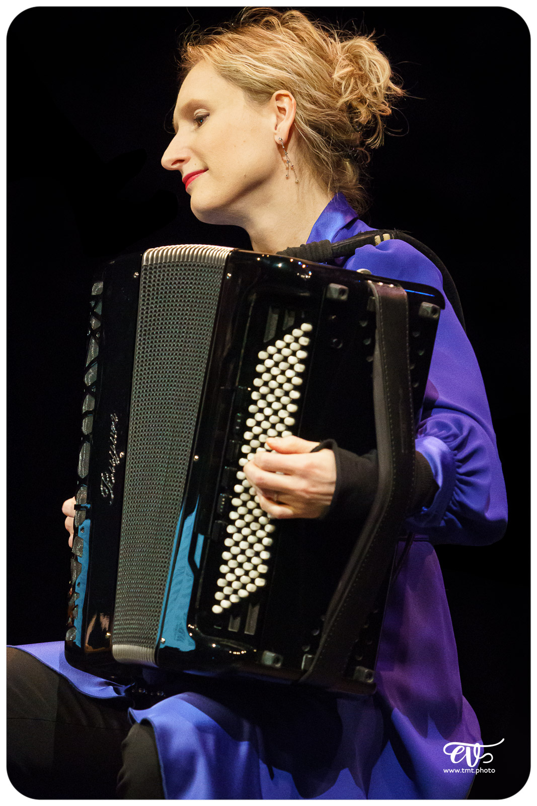 CENT-VINGT (LA PHILHARMONIE DE POCHE)